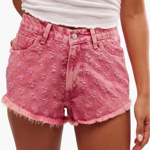 NWT! FREE PEOPLE Mixed Emotions Distressed High-Low Denim Shorts - Picture 5 of 11